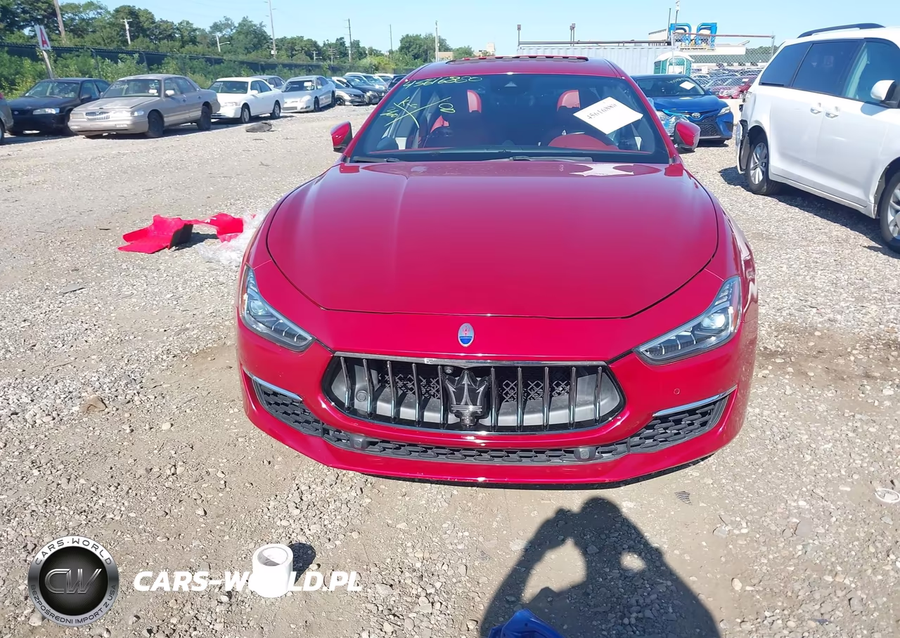 2018 Maserati Ghibli S Q4 Granlusso VIN:ZAM57YTL1J1271095 - 12