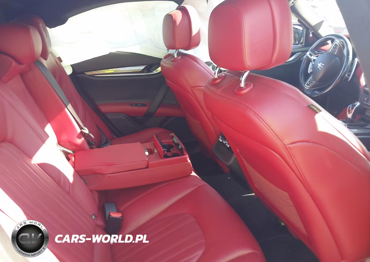 2018 Maserati Ghibli S Q4 Granlusso VIN:ZAM57YTL1J1271095 - 8