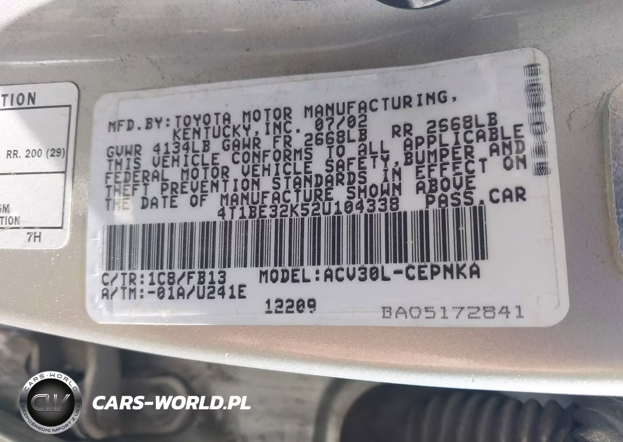 2002 Toyota Camry Le VIN:4T1BE32K52U104338 - 9