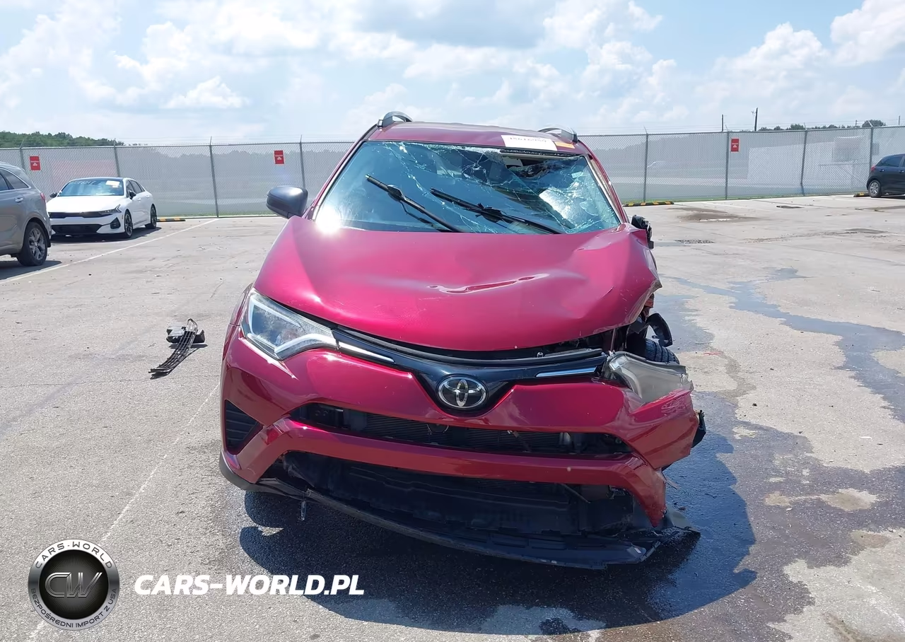 2018 Toyota Rav4 Le VIN:2T3ZFREV0JW475840 - 13