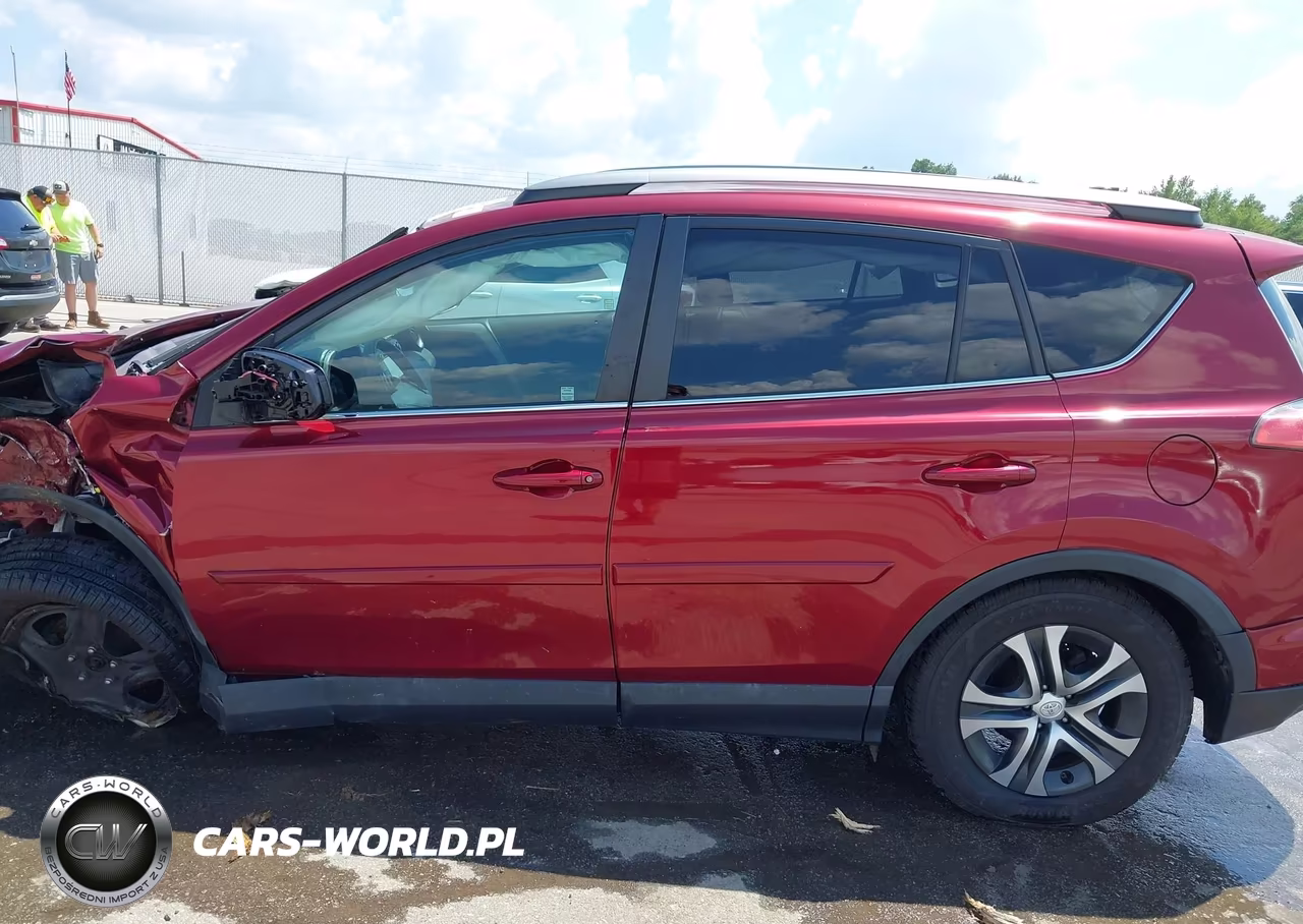 2018 Toyota Rav4 Le VIN:2T3ZFREV0JW475840 - 15