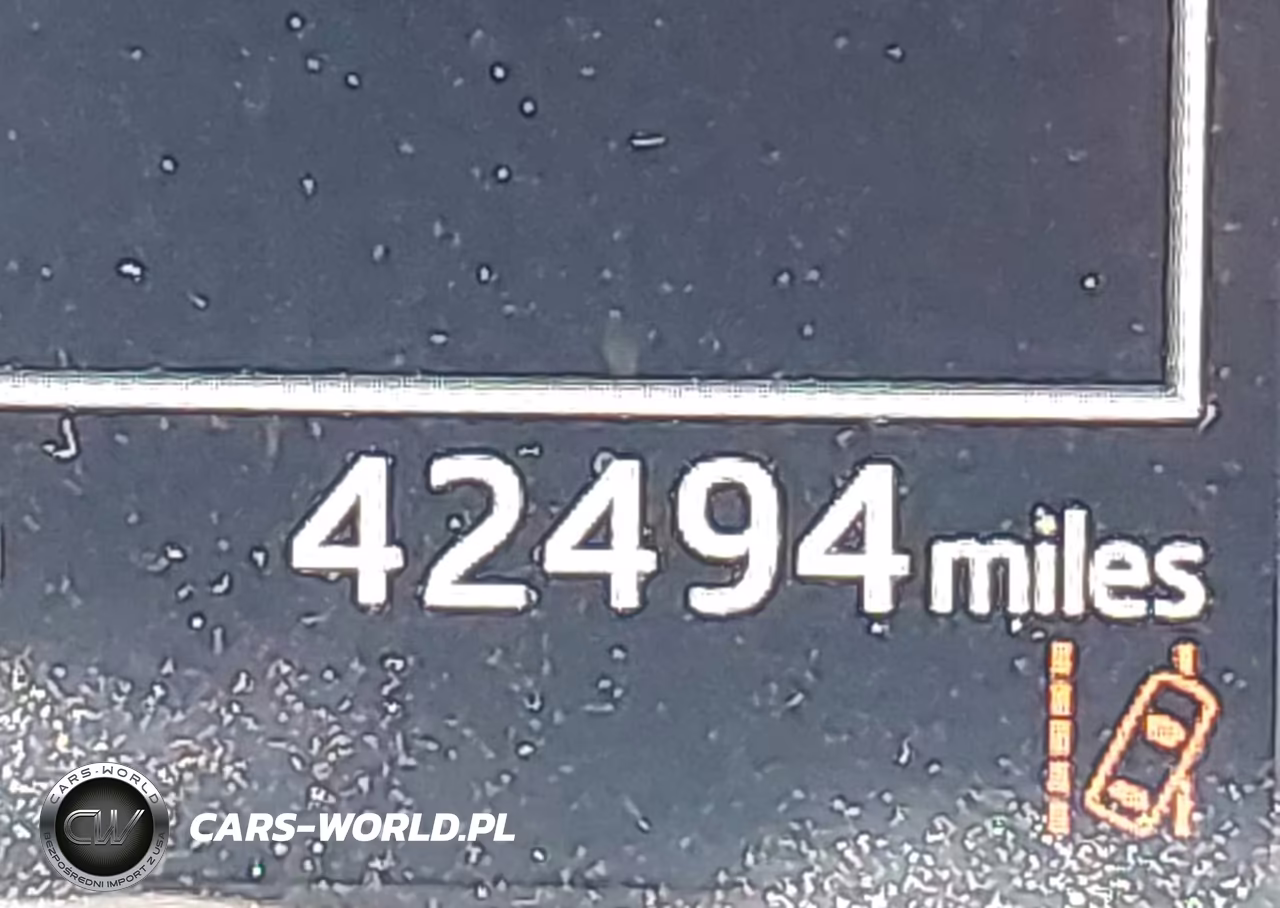2018 Toyota Rav4 Le VIN:2T3ZFREV0JW475840 - 16