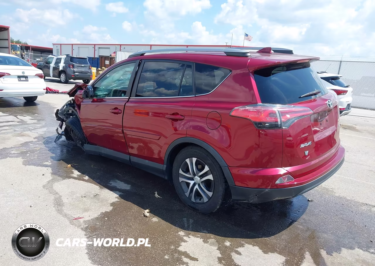 2018 Toyota Rav4 Le VIN:2T3ZFREV0JW475840 - 3