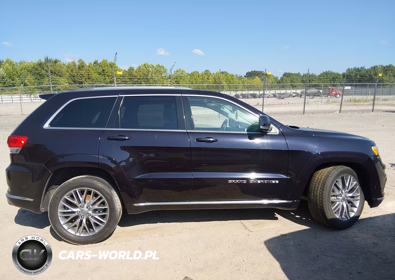 2018 Jeep Grand Cherokee Summit 4X4 VIN:1C4RJFJG1JC453935 - 13