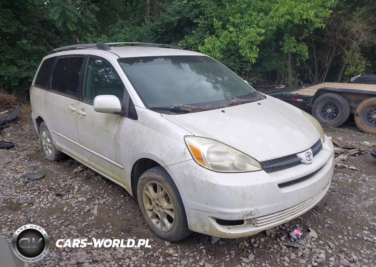 2005 Toyota Sienna Xle – zdjęcie 1 z 11