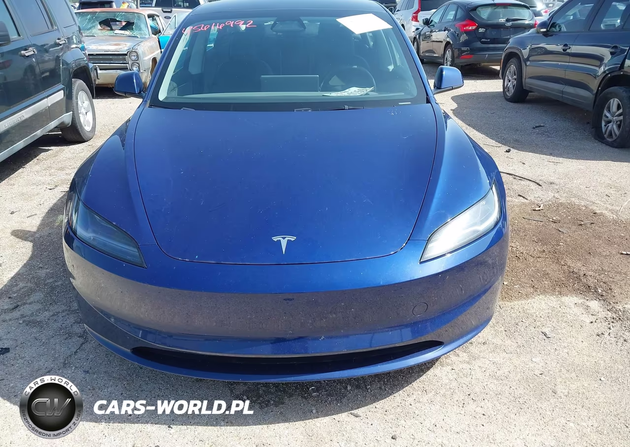 2025 Tesla Model 3 VIN:5YJ3E1EA9SF912250 - 12