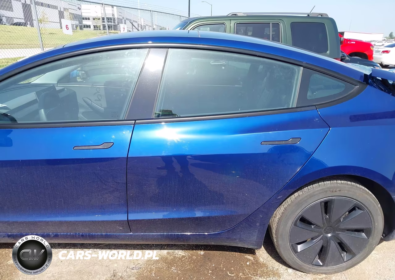 2025 Tesla Model 3 VIN:5YJ3E1EA9SF912250 - 14