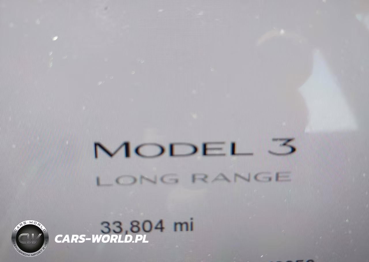 2025 Tesla Model 3 VIN:5YJ3E1EA9SF912250 - 15