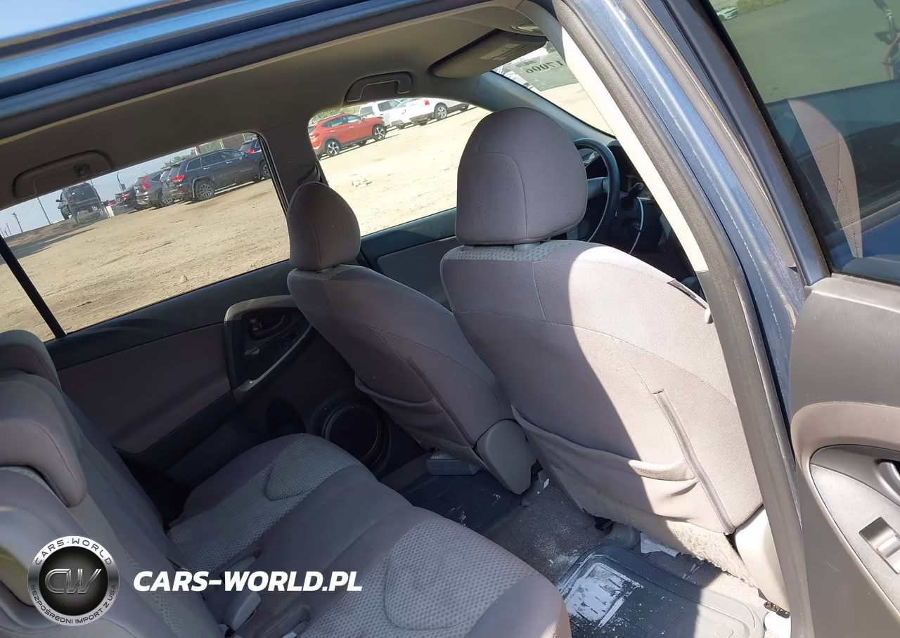 2007 Toyota Rav4 VIN:JTMBD33V076052340 - 8