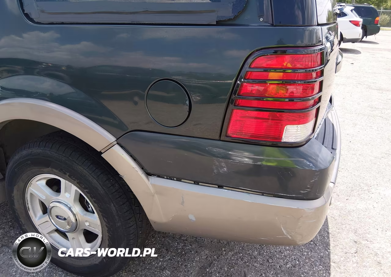 2003 Ford Expedition Eddie Bauer VIN:1FMFU18LX3LC40089 - 6