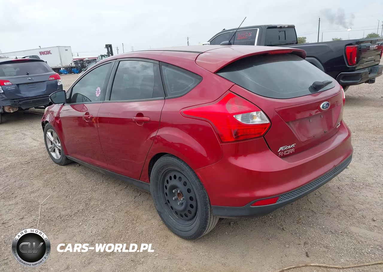 2014 Ford Focus Se VIN:1FADP3K22EL117734 - 3