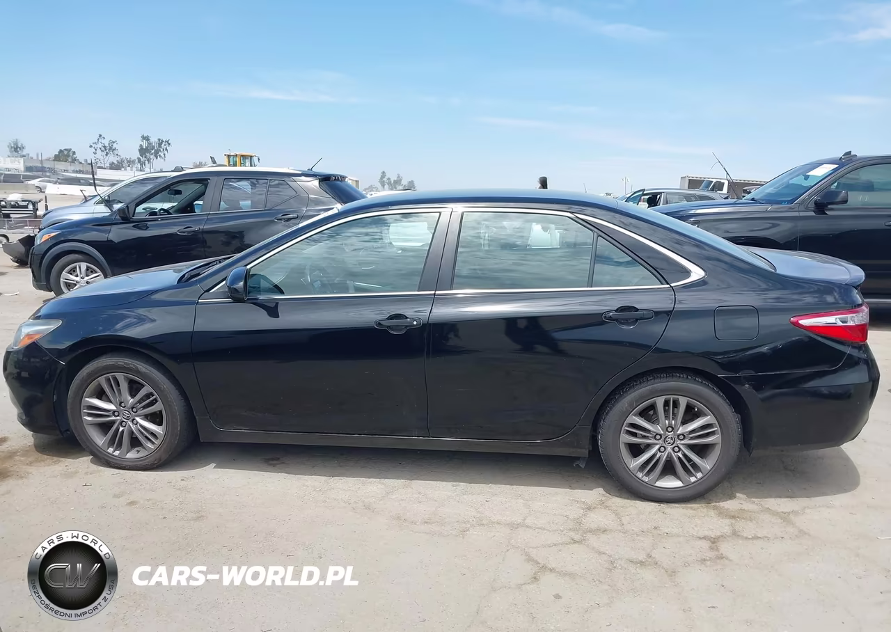 2015 Toyota Camry Se VIN:4T1BF1FKXFU033672 - 13