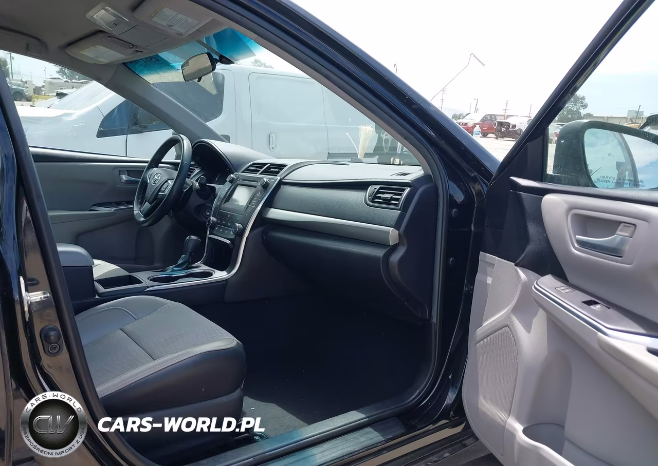 2015 Toyota Camry Se VIN:4T1BF1FKXFU033672 - 5