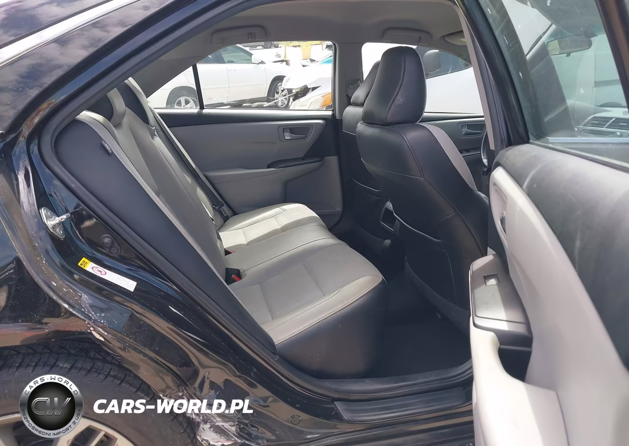 2015 Toyota Camry Se VIN:4T1BF1FKXFU033672 - 8