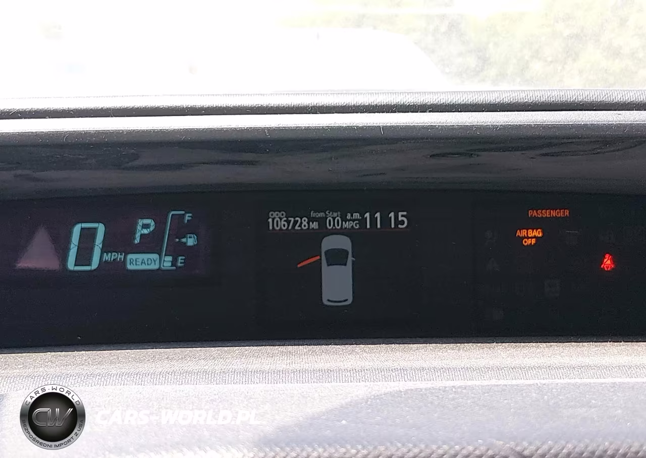 2014 Toyota Prius C One VIN:JTDKDTB37E1563862 - 7