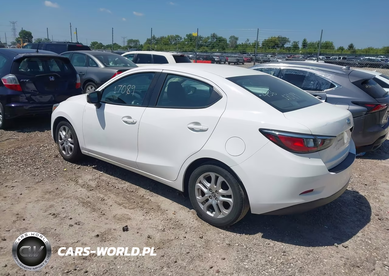 2017 Toyota Yaris Ia VIN:3MYDLBYV5HY172631 - 3
