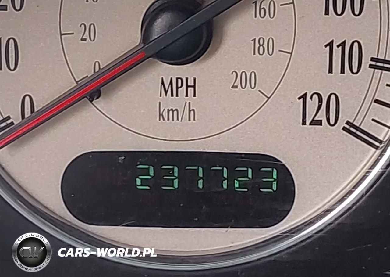 2003 Chrysler Town & Country Limited VIN:2C8GP64L43R189262 - 15
