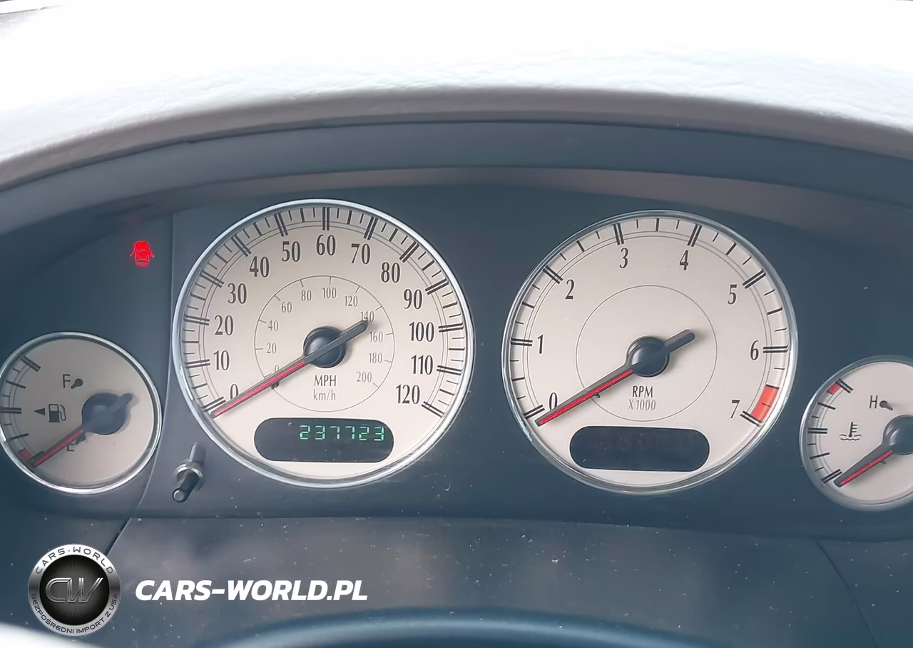 2003 Chrysler Town & Country Limited VIN:2C8GP64L43R189262 - 7