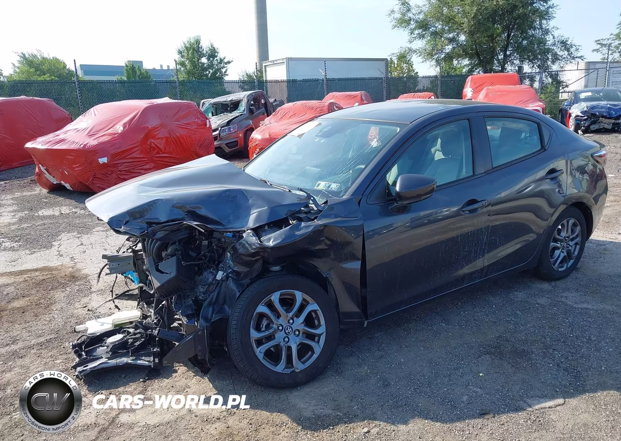 2019 Toyota Yaris Le VIN:3MYDLBYV4KY513198 - 2