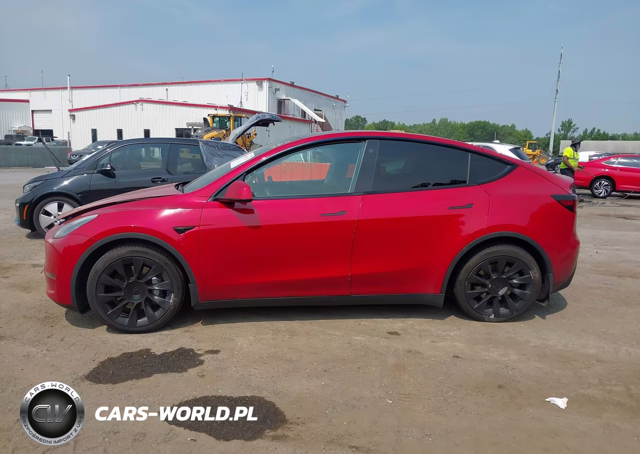 2021 Tesla Model Y Long Range Dual Motor All-Wheel Drive VIN:5YJYGDEE1MF186326 - 13