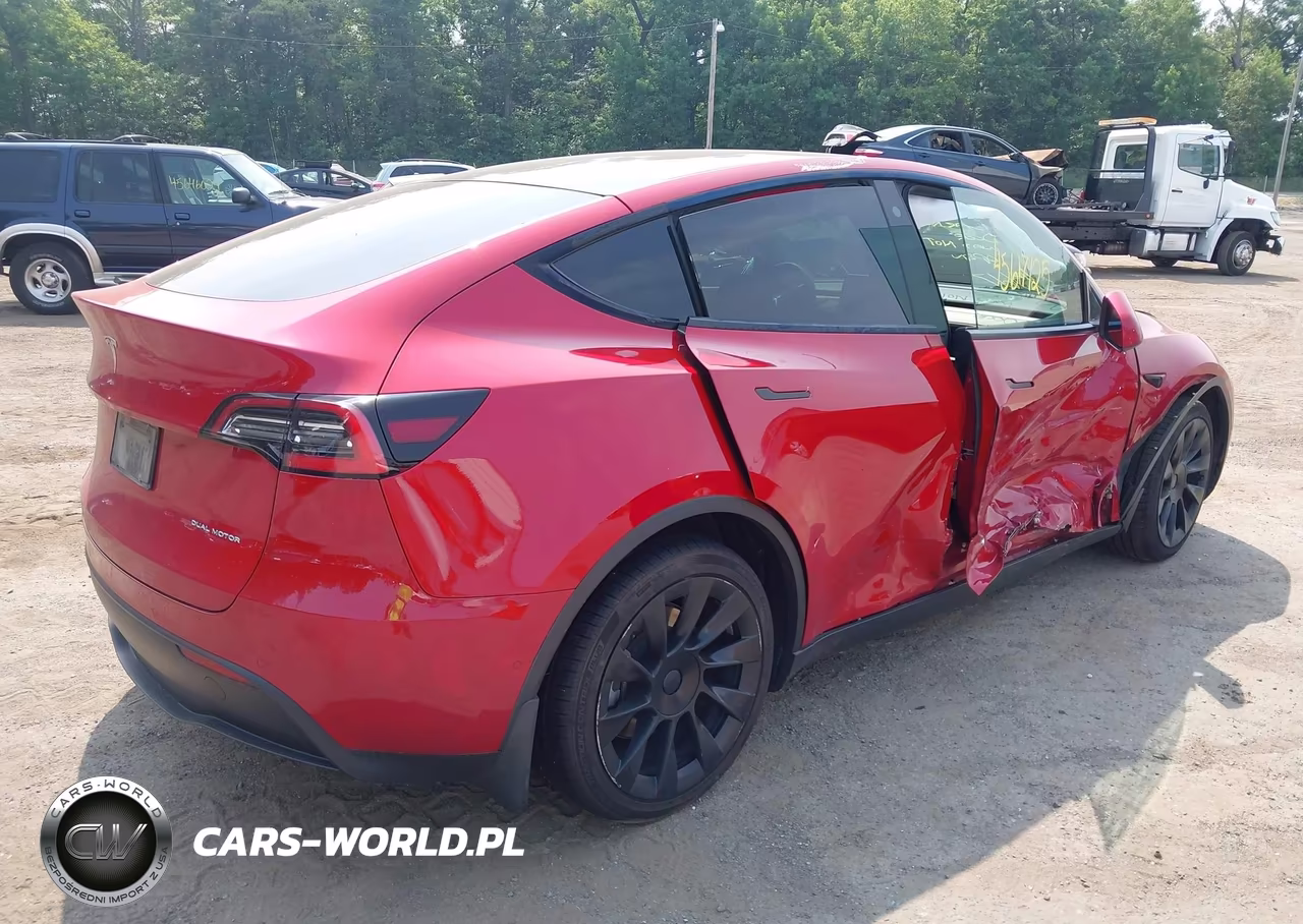 2021 Tesla Model Y Long Range Dual Motor All-Wheel Drive VIN:5YJYGDEE1MF186326 - 4