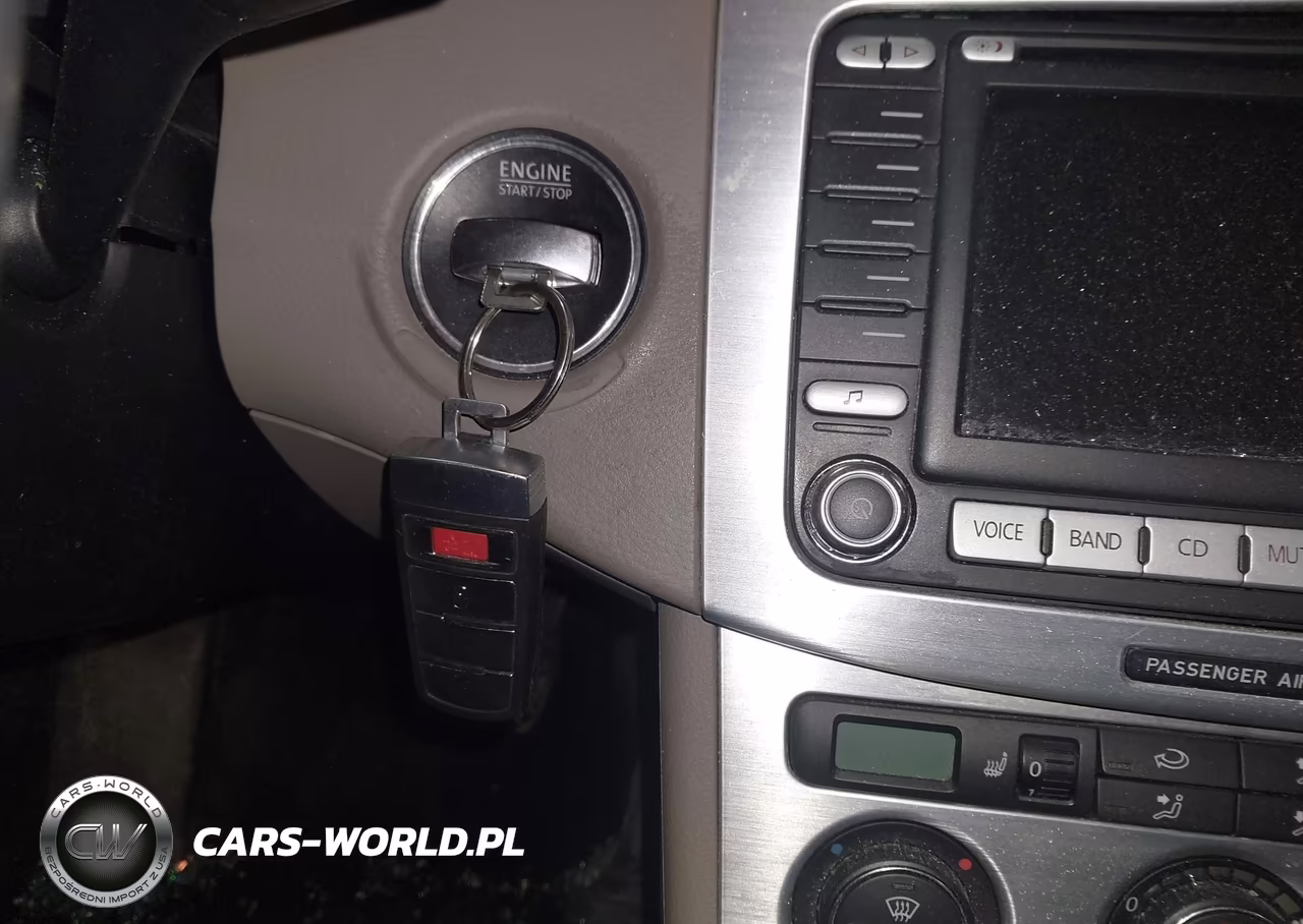 2008 Volkswagen Passat Lux VIN:WVWTK73C28E010517 - 11