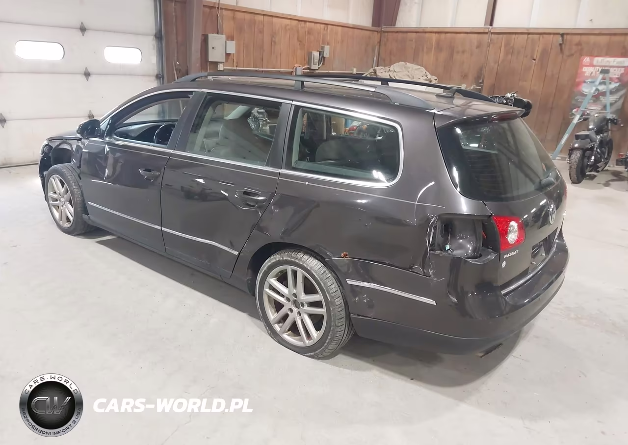2008 Volkswagen Passat Lux VIN:WVWTK73C28E010517 - 3