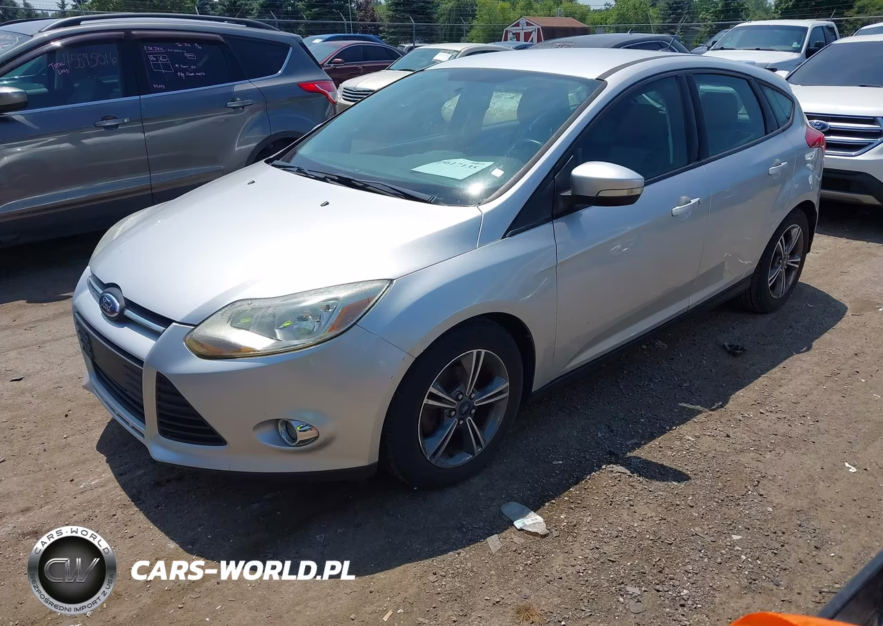 2014 Ford Focus Se VIN:1FADP3K26EL371575 - 2