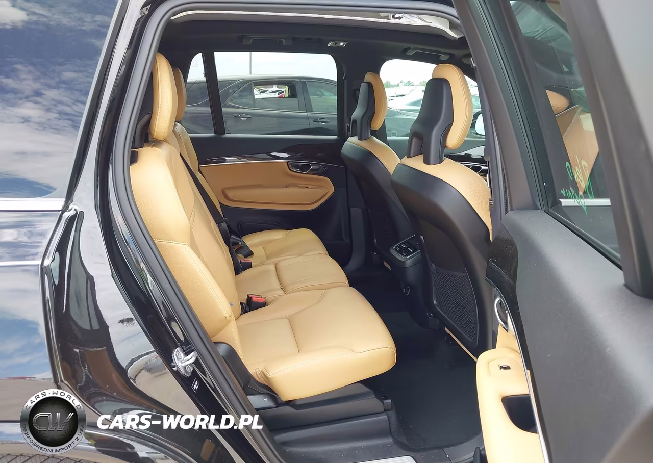 2018 Volvo Xc90 T5 Momentum VIN:YV4102CK3J1342614 - 8