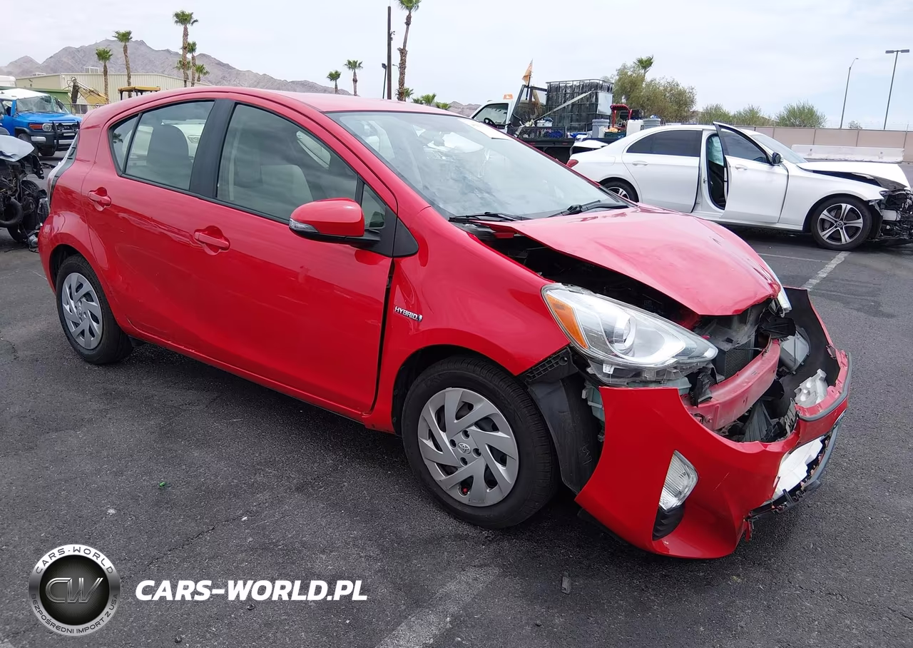 2016 Toyota Prius C One