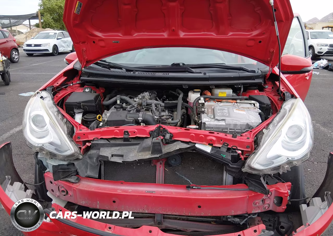 2016 Toyota Prius C One VIN:JTDKDTB30G1134968 - 10
