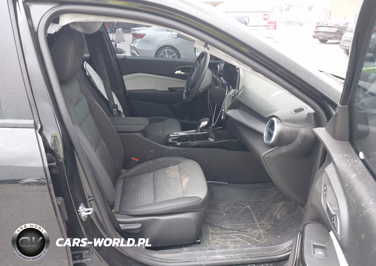 2026 Chevrolet Trax Fwd Lt VIN:KL77LHEP1TC141492 - 5
