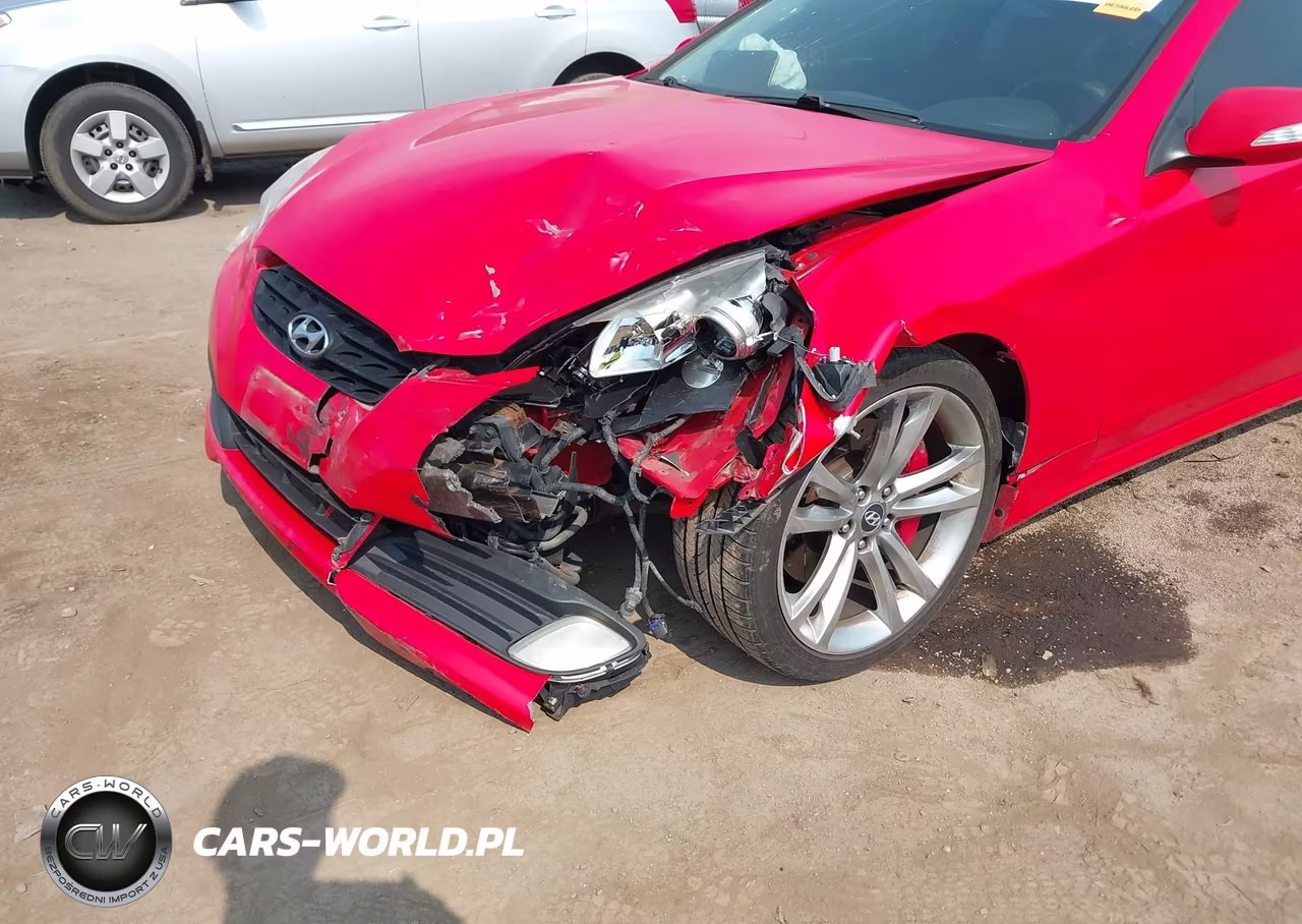2011 Hyundai Genesis 3.8 Track VIN:KMHHU6KH1BU055867 - 6