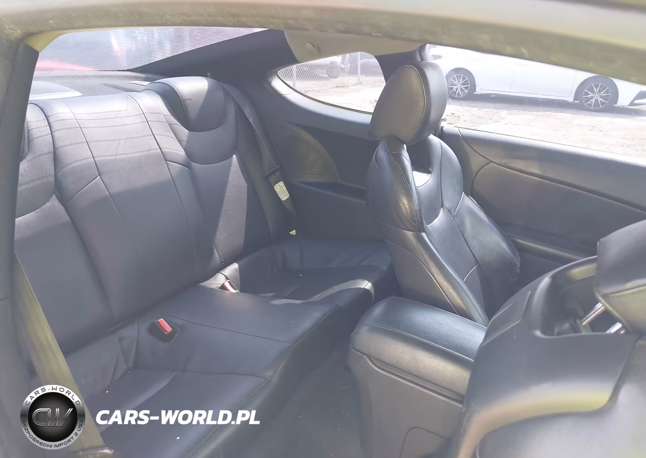2011 Hyundai Genesis 3.8 Track VIN:KMHHU6KH1BU055867 - 8