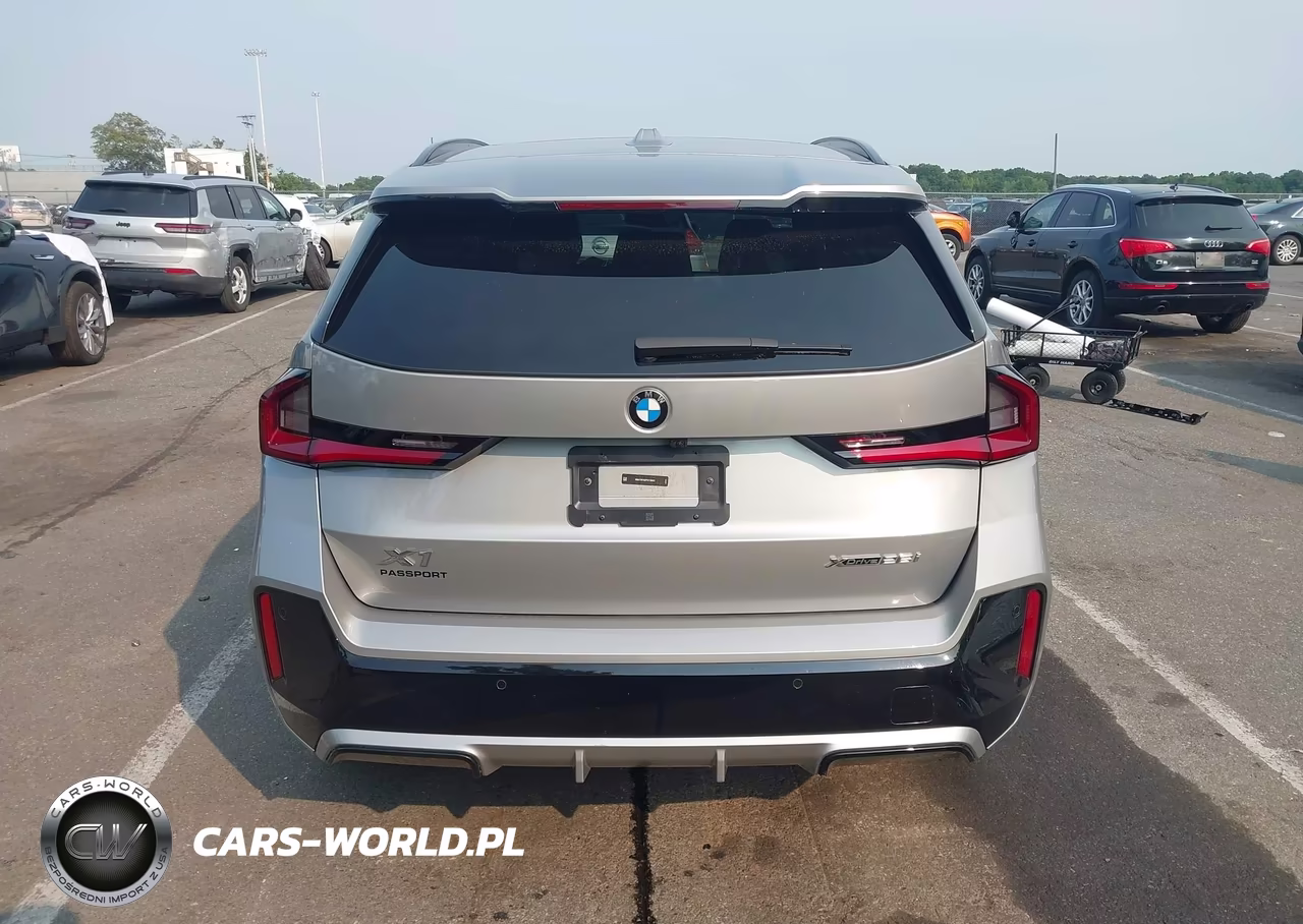 2023 BMW X1 xDrive28I VIN:WBX73EF00P5Y18953 - 17