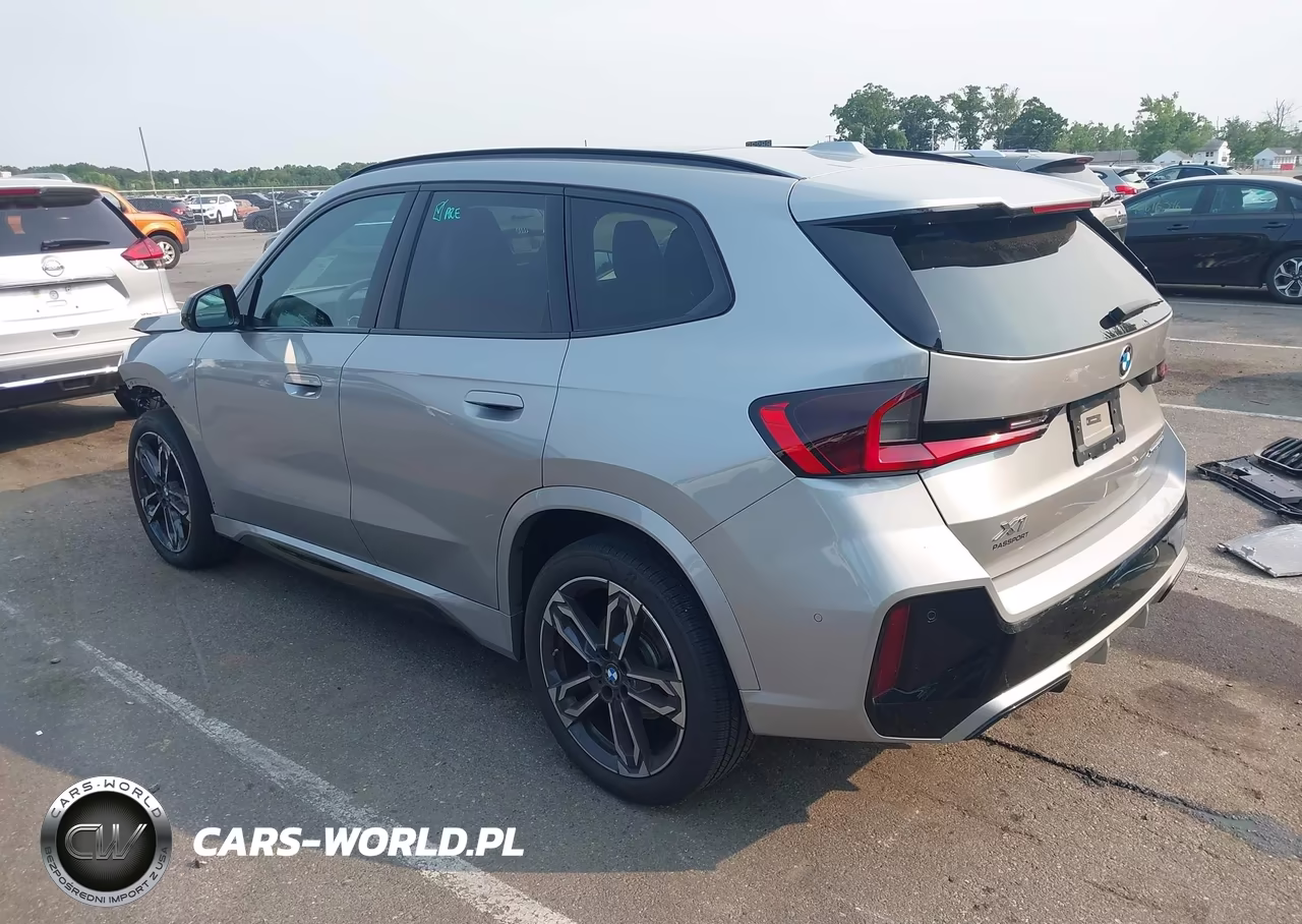 2023 BMW X1 xDrive28I VIN:WBX73EF00P5Y18953 - 3