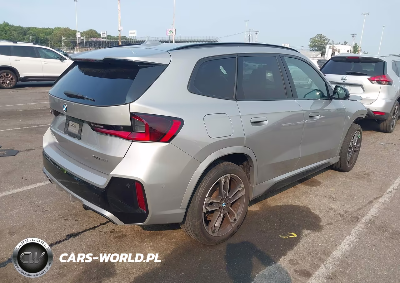 2023 BMW X1 xDrive28I VIN:WBX73EF00P5Y18953 - 4
