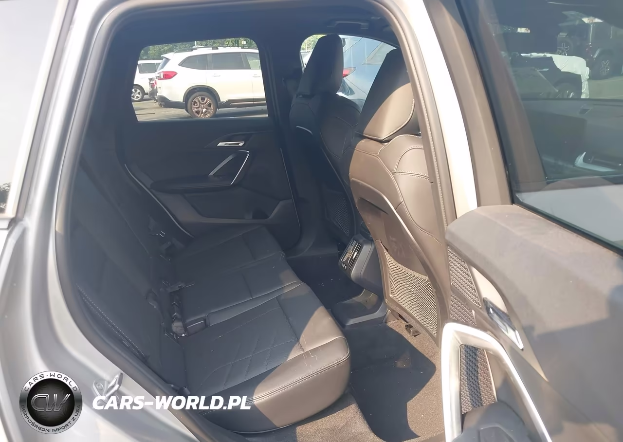 2023 BMW X1 xDrive28I VIN:WBX73EF00P5Y18953 - 8