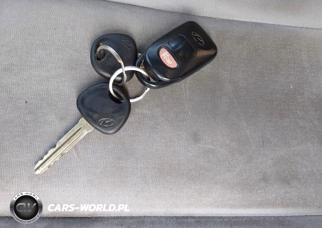2008 Hyundai Elantra Gls-Se VIN:KMHDU46D48U541009 - 11
