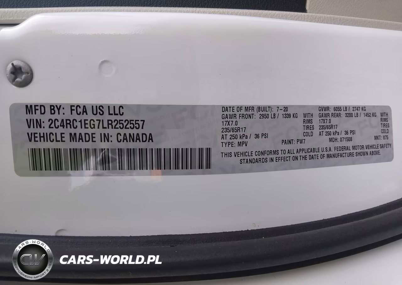 2020 Chrysler Pacifica Touring L Plus VIN:2C4RC1EG7LR252557 - 9