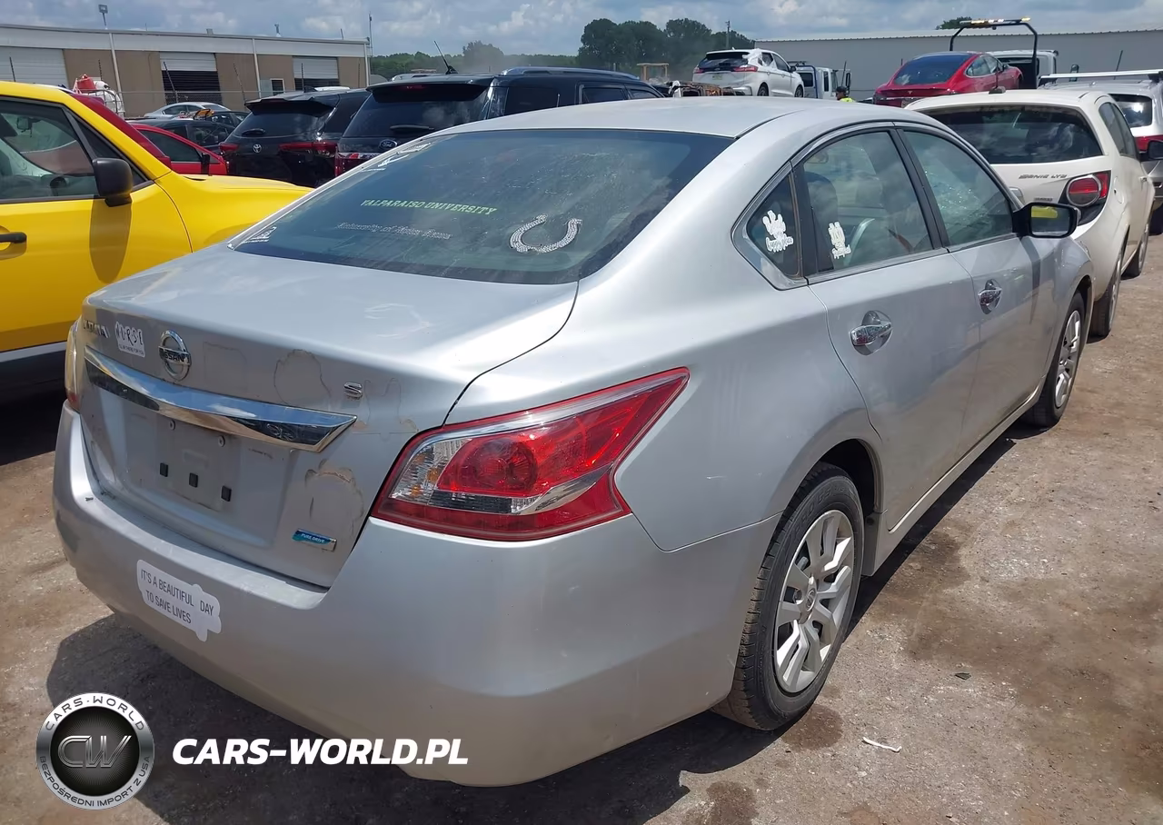 2013 Nissan Altima 2.5 S VIN:1N4AL3APXDC285017 - 4