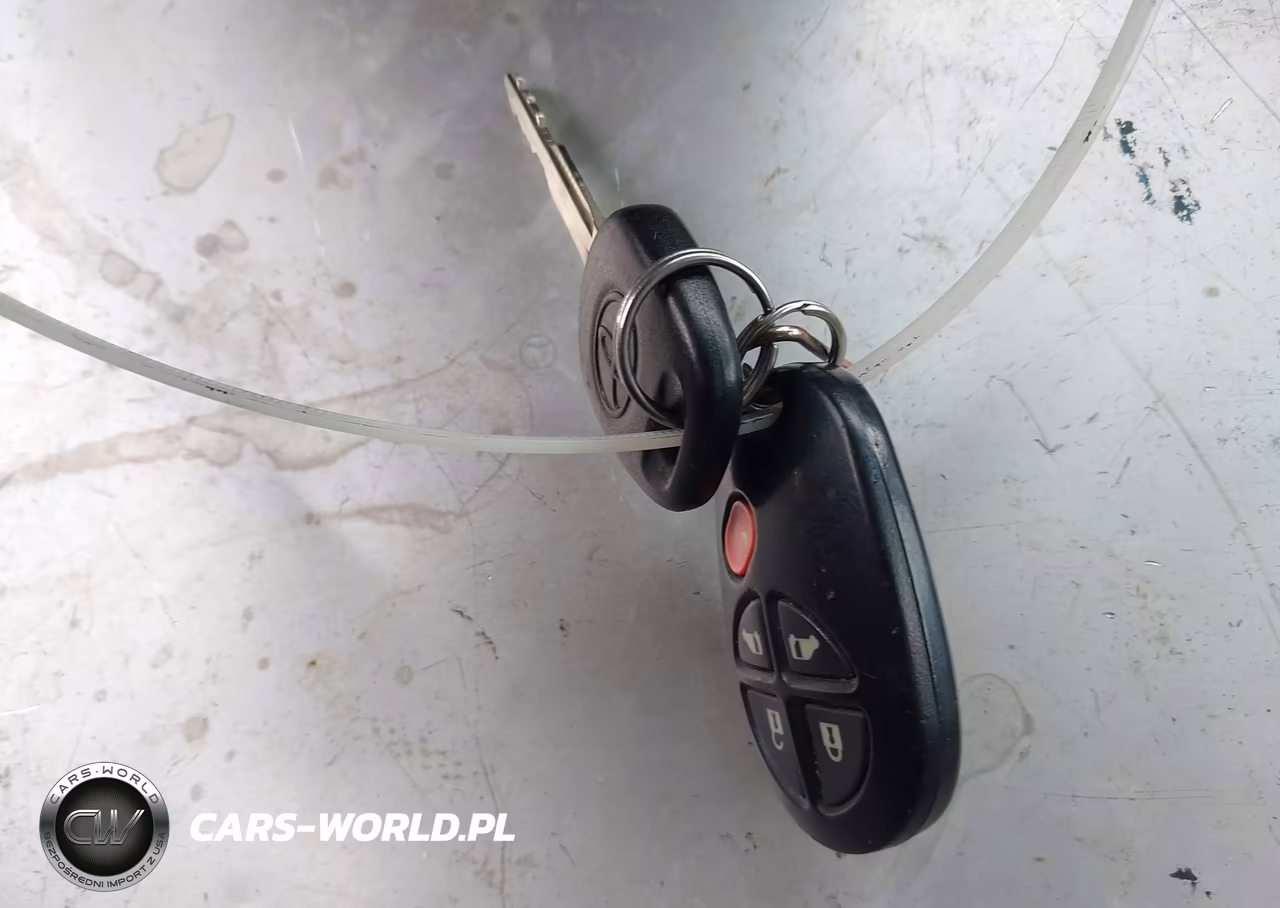 2010 Toyota Sienna Le VIN:5TDKK4CC6AS329185 - 11