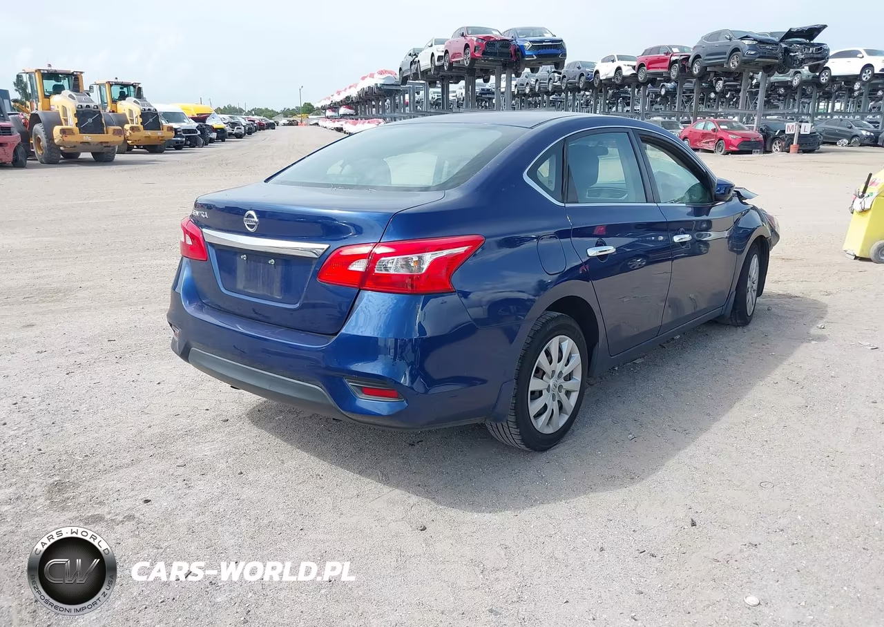 2017 Nissan Sentra S VIN:3N1AB7APXHY374798 - 4
