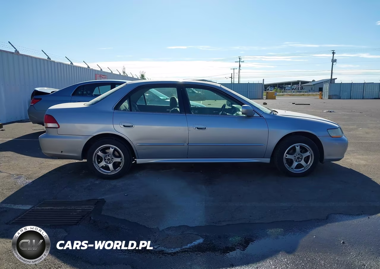 2002 Honda Accord 2.3 Ex VIN:JHMCG56602C035610 - 13