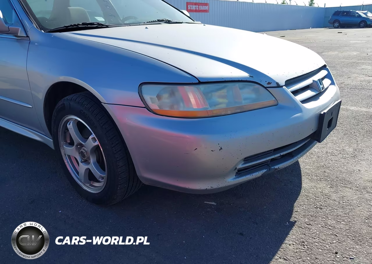 2002 Honda Accord 2.3 Ex VIN:JHMCG56602C035610 - 17