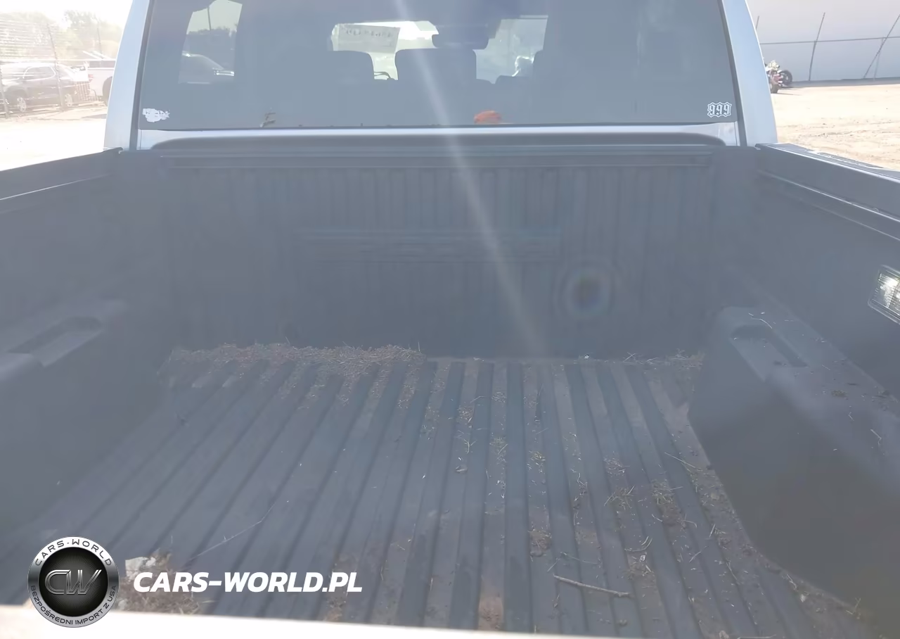 2025 Toyota Tacoma Sr5 VIN:3TMLB5JNXSM155539 - 17