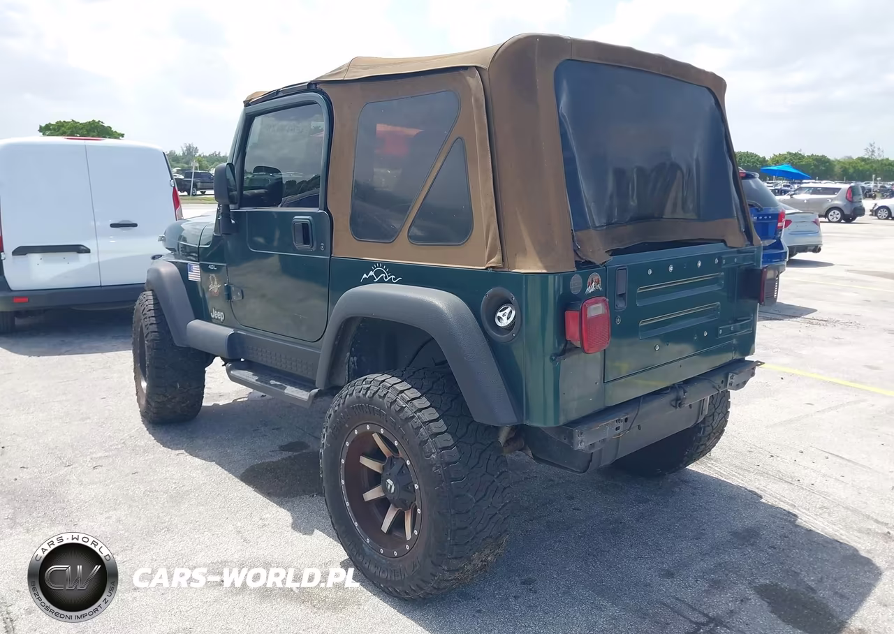 2000 Jeep Wrangler Sahara VIN:1J4FA59S1YP733423 - 3