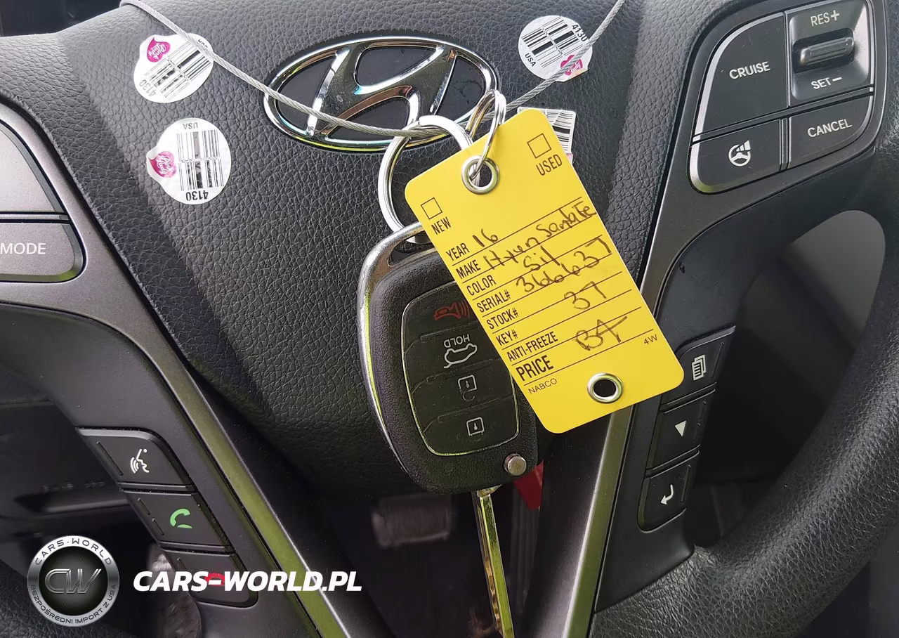 2016 Hyundai Santa Fe Sport 2.4L VIN:5XYZU3LB2GG366637 - 11