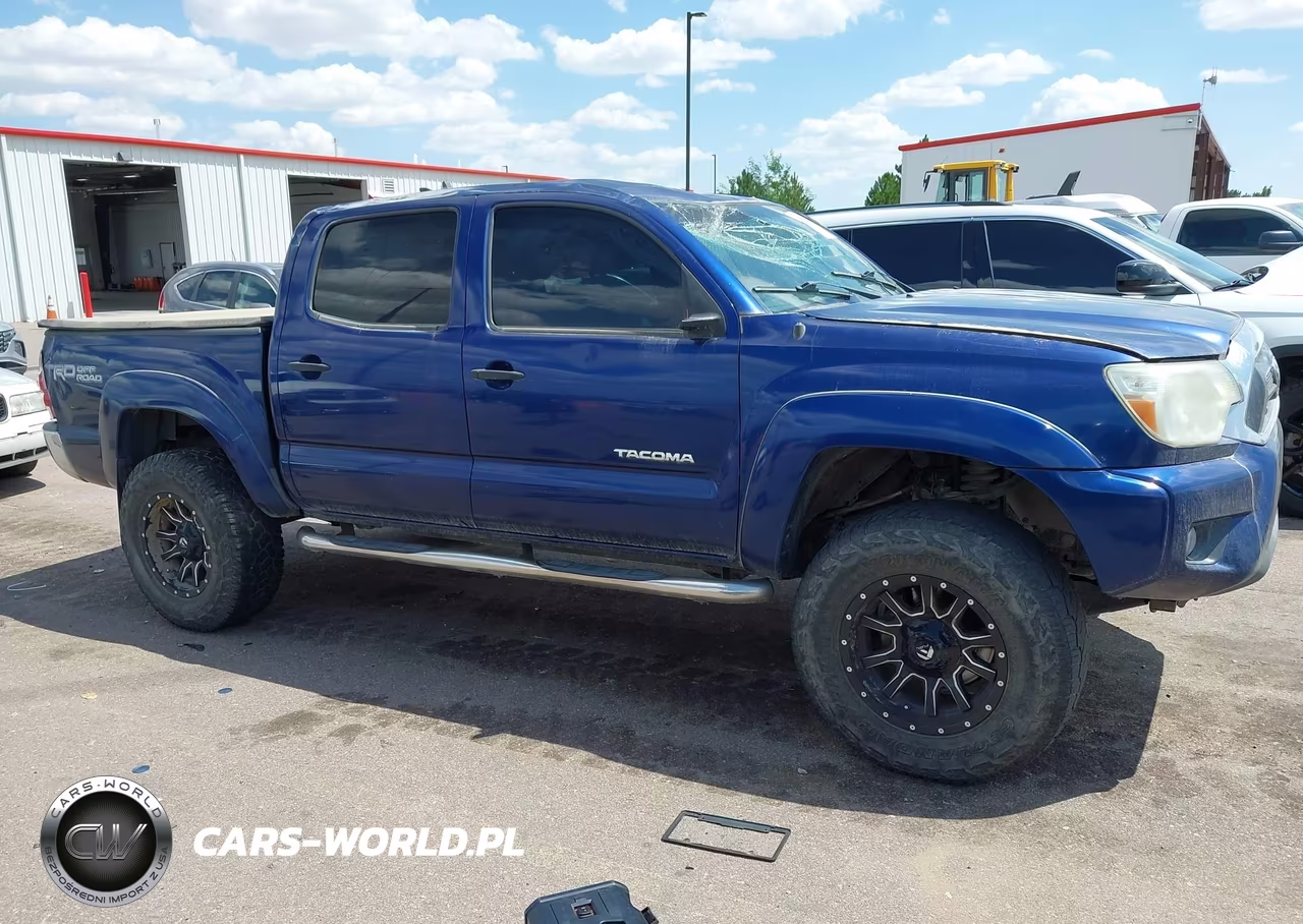 2014 Toyota Tacoma Base V6 VIN:3TMLU4EN3EM156261 - 13