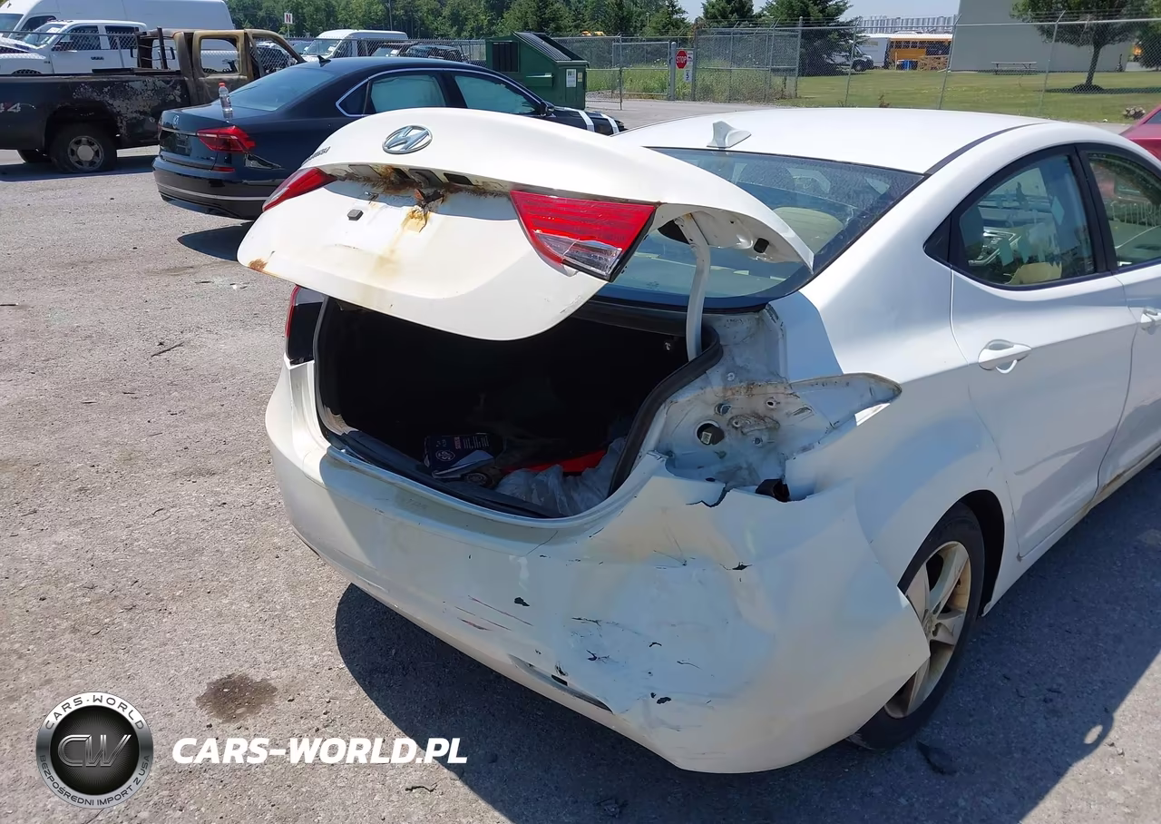2013 Hyundai Elantra Gls VIN:5NPDH4AE9DH333978 - 6
